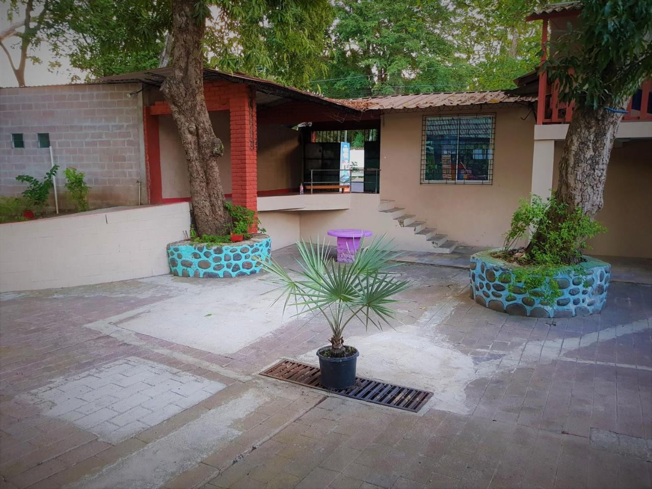 Hotel Puesta Del Sol San Salvador Esterno foto